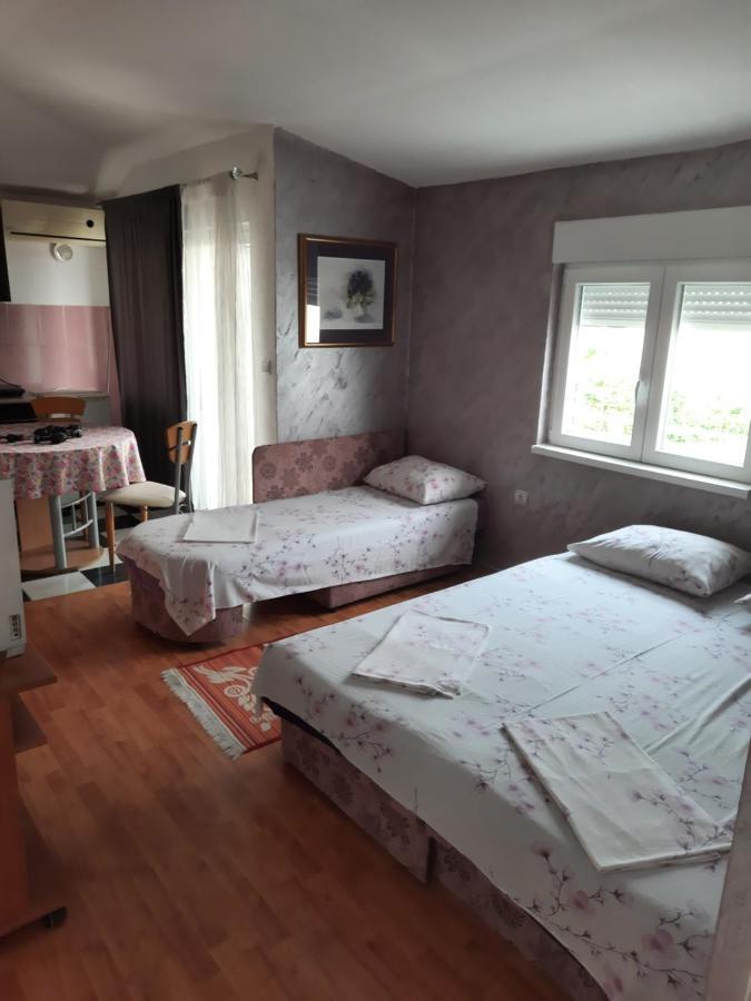 Apartmani Palma Sutomore Exteriör bild
