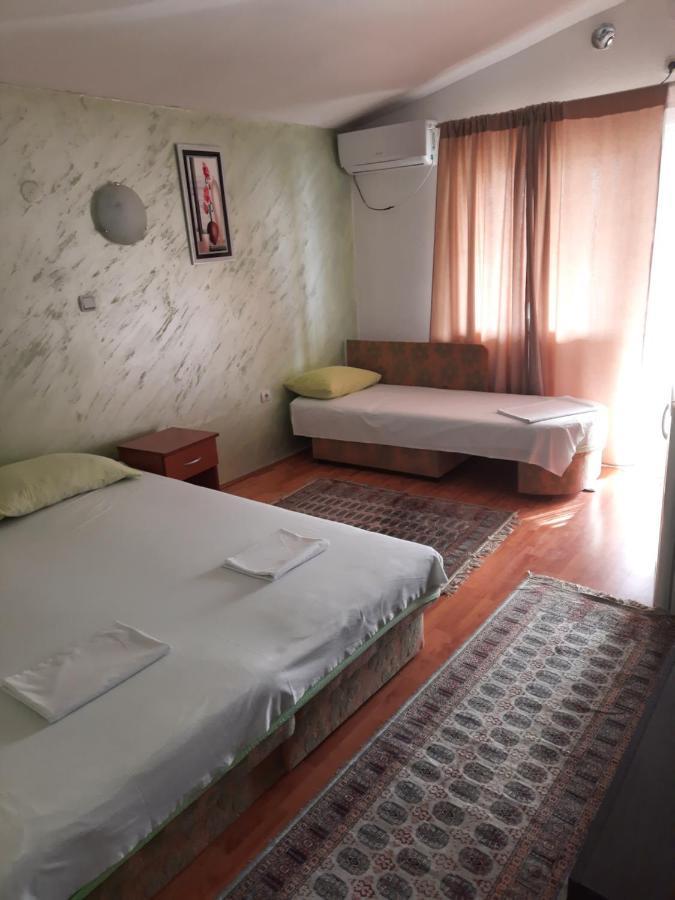 Apartmani Palma Sutomore Exteriör bild