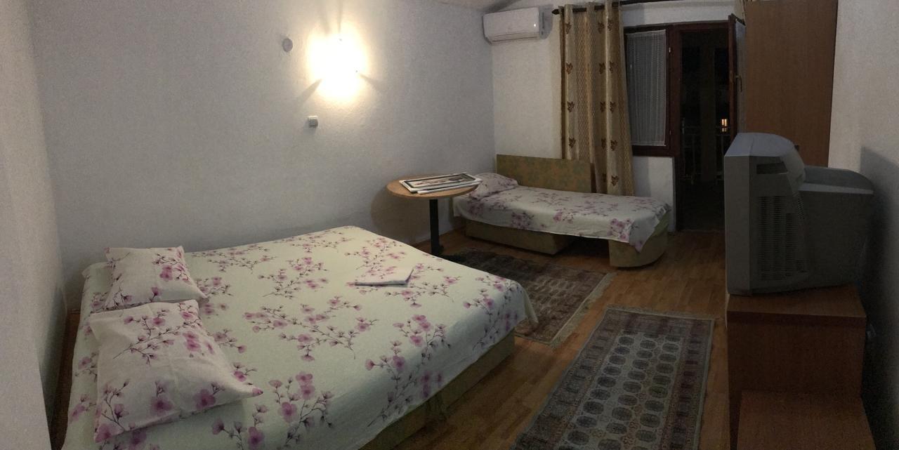 Apartmani Palma Sutomore Exteriör bild